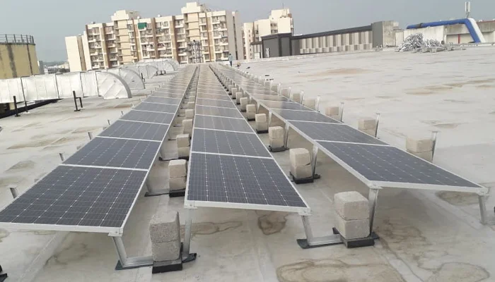  utility-scale projects