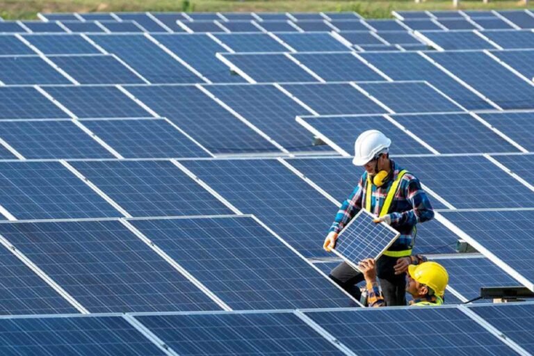 Top enterprise-level benefits of commercial solar installation